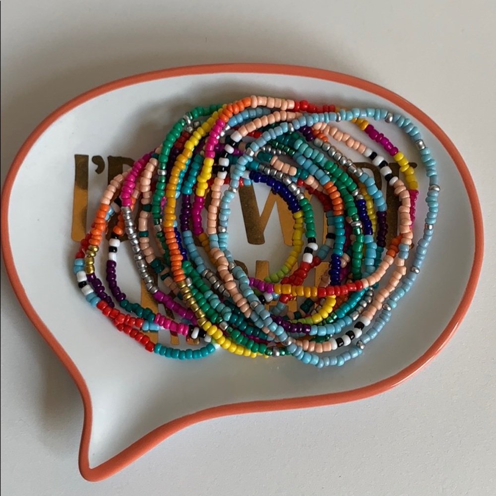 HP!! Set of 5 trendy colorful beaded bracelets